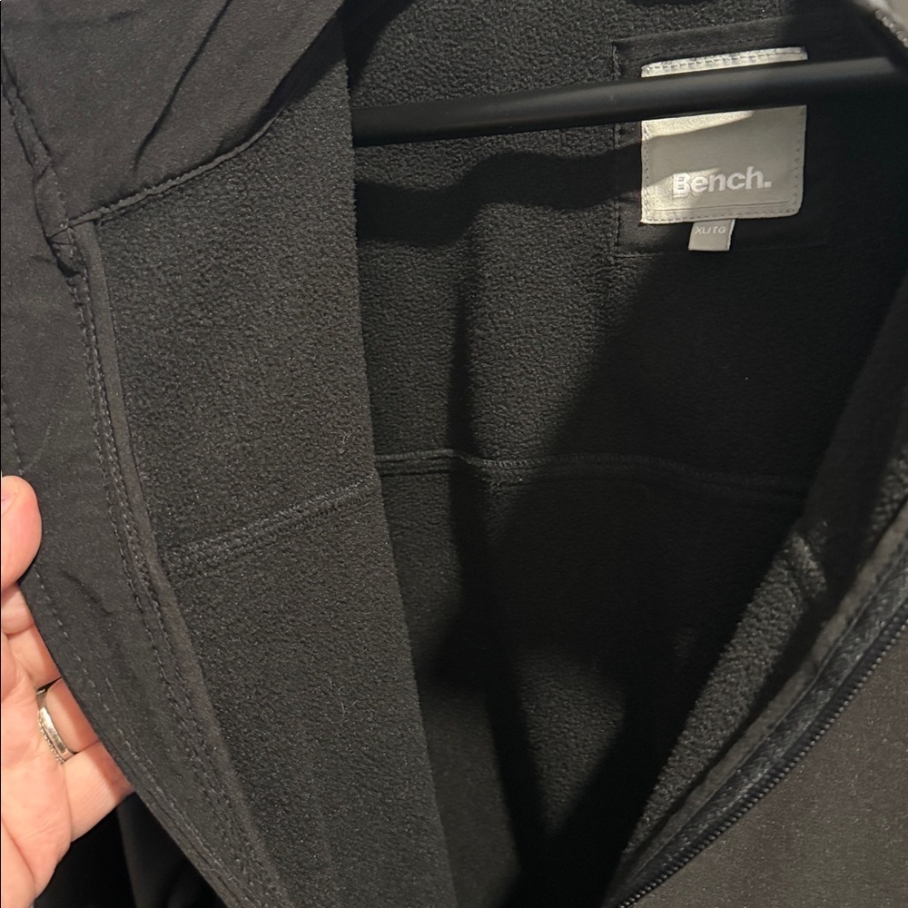 Bench Black Fleece Jacket Size XL Men Comfy and Really Clean - Picture 4 of 5